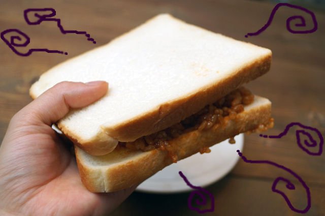 ビストロ・アニメシ　きせかえユカちゃん　ごはんサンド　ごはんパン