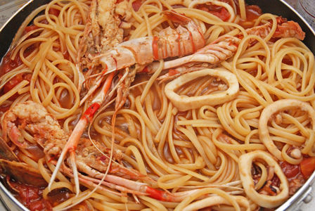 紅の豚　パスタ　ペスカトーレ　ピッコロ社　ビストロ・アニメシ