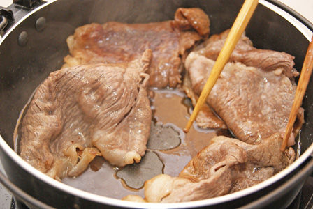 死の翼アルバトロス　ビストロ・アニメシ　すき焼き　関西風　ビール　ルパン三世