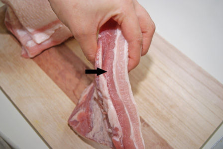 ビストロ・アニメシ　マンモスの肉　輪切り　はじめ人間ギャートルズ