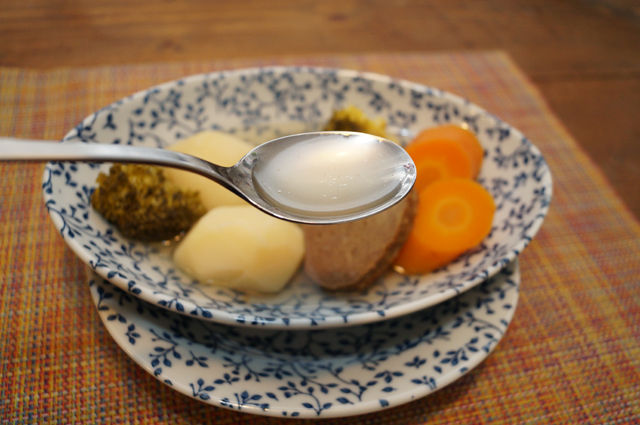 ビストロアニメシ　前田未希　スタジオラコント　美少女戦士セーラームーンのポトフの再現　アニメや漫画の再現料理