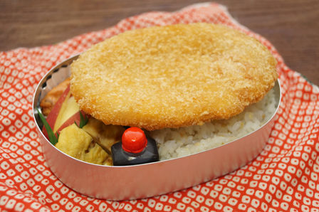 ビストロ・アニメシ　桂ちゃんのハムカツ　花田少年史　昭和の食べ物　アニメに登場するご飯を再現