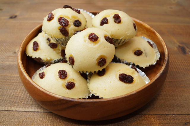 ビストロ・アニメシ　あの花　あの日見た花の名前を僕達はまだ知らない　あの花の蒸しパン　めんまの蒸しパンの作り方　アニメの食べ物を再現　レーズン蒸しパン