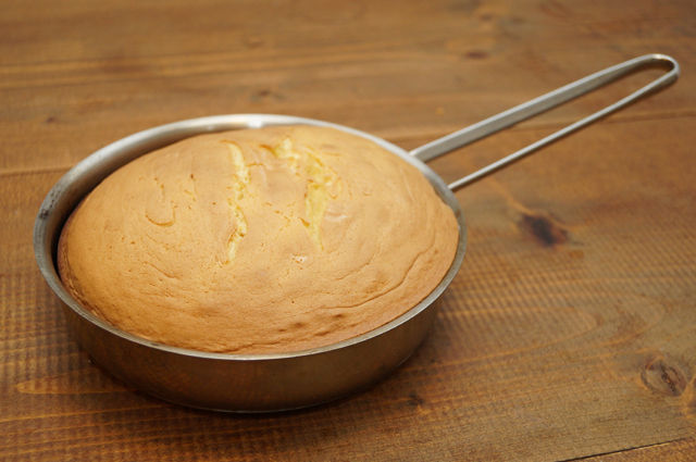 ビストロ・アニメシ　ぐりとぐらのカステラ　フライパンでカステラ