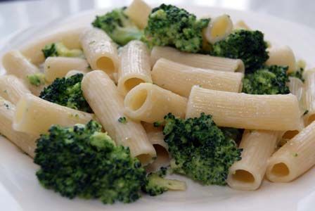 アニメシ　ミレリーゲ・アラ・パンナ・コン・イ・ブロッコリ