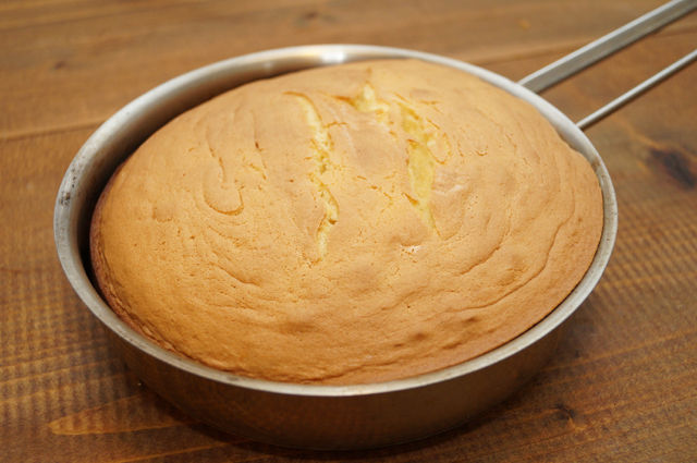 ビストロ・アニメシ　ぐりとぐらのカステラ　フライパンでカステラ