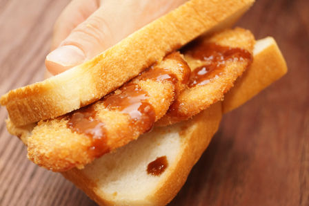 ビストロ・アニメシ　桂ちゃんのハムカツ　花田少年史　昭和の食べ物　アニメに登場するご飯を再現