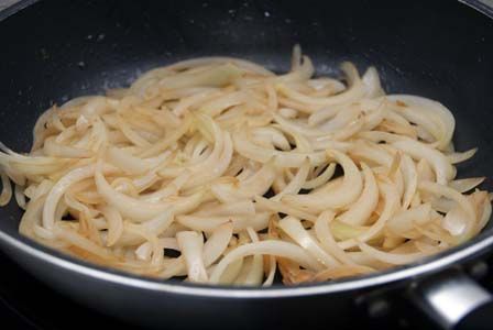 カレーパンマン？　ビストロ・アニメシ