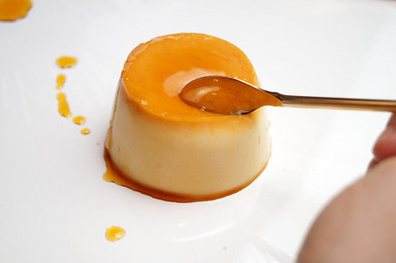 ビストロ・アニメシ　シンドリーちゃんの直置きプリン