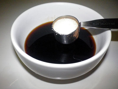 ビストロ・アニメシ　ライオンキング　ハクナマタタ　虫を食べる