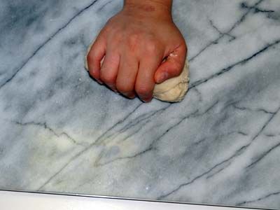 ハイジの白パン　ブレッツェン　ビストロ・アニメシ