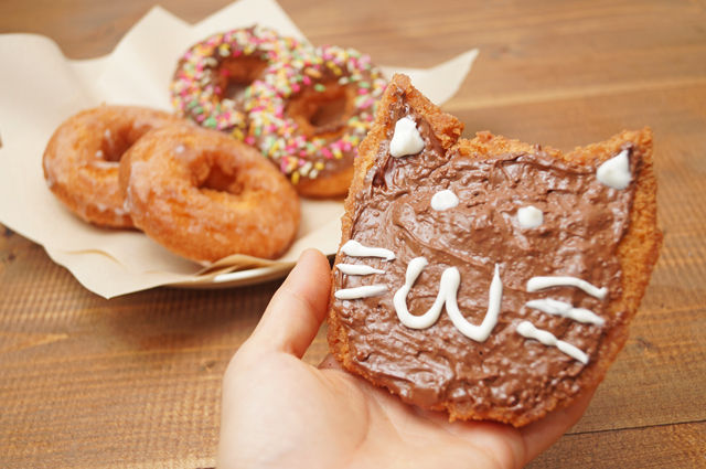 ビストロ・アニメシ 潔く柔く ドーナツ ロクちゃんのドーナツ 禄のおばあちゃんが作るドーナツ 砂糖のカタマリののっかったドーナツ