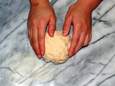 ハイジの白パン　ブレッツェン　ビストロ・アニメシ