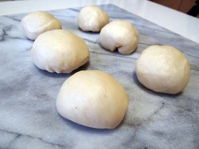 ハイジの白パン　ブレッツェン　ビストロ・アニメシ