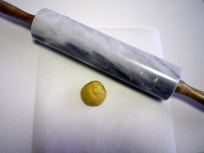 不思議の国のアリス 食べるティーカップ&ソーサー 010