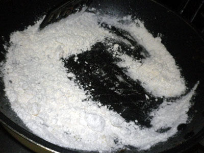 ビストロ・アニメシ　ジブリ　コクリコ坂から　カレー