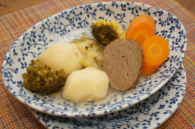 ビストロアニメシ　前田未希　スタジオラコント　美少女戦士セーラームーンのポトフの再現　アニメや漫画の再現料理