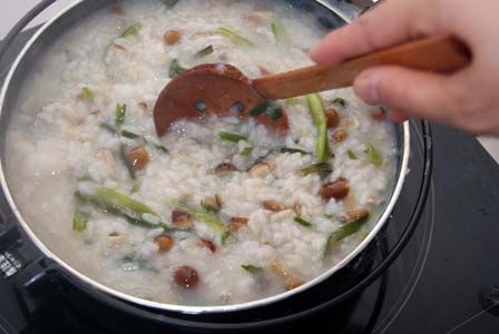 ジコ坊　もののけ姫　雑炊　味噌粥　ビスロト・アニメシ